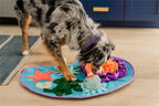P.L.A.Y. Coral Cove snusematte i bruk med hund
