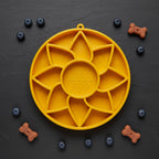 SodaPup Sunflower Softie eTray – Myk, Grunn Slow Feeder for Følsomme Hunder